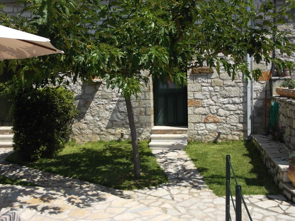 Sivros Stone Cottages Экстерьер фото